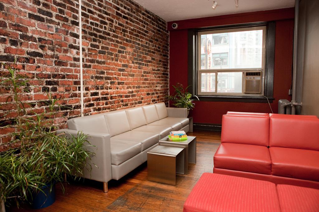 Auberge de jeunesse HI Vancouver Central Extérieur photo