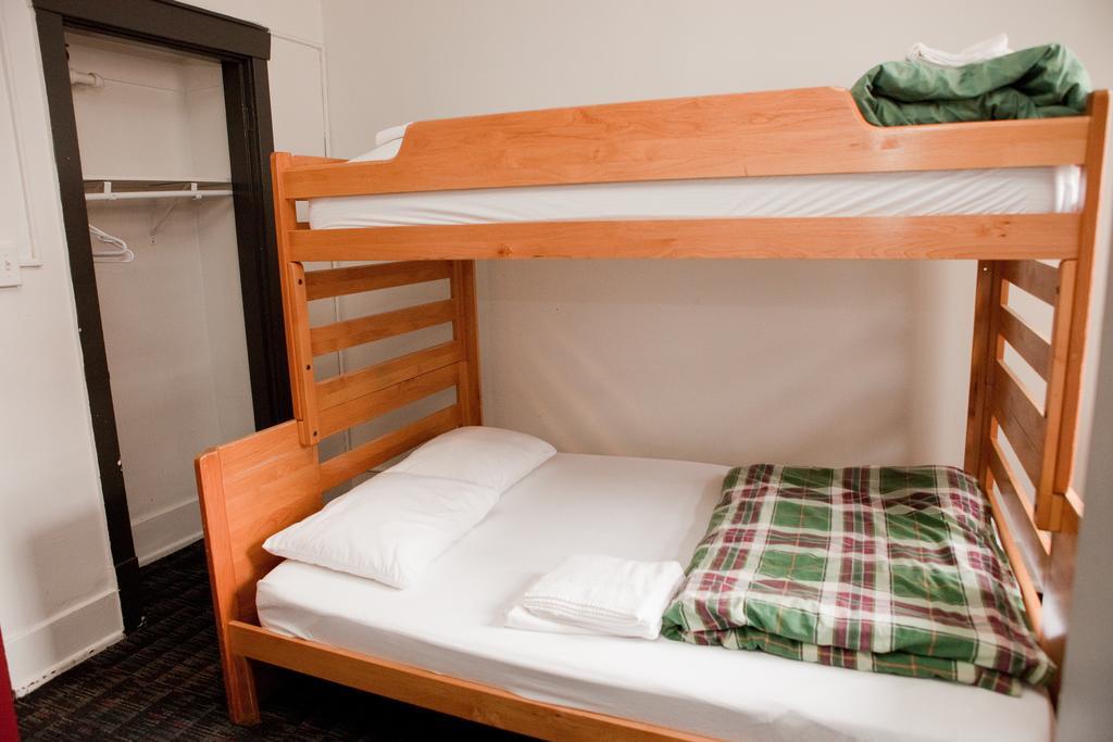 Auberge de jeunesse HI Vancouver Central Chambre photo